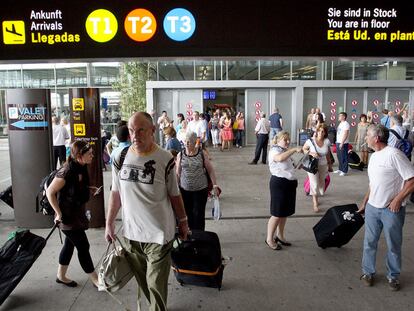 Llegada de pasajeros a la nueva terminal T-3 del aeropuerto de Málaga.