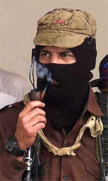 El <b></b><i>subcomandante</i> Marcos, durante la marcha a México DF en 2001.