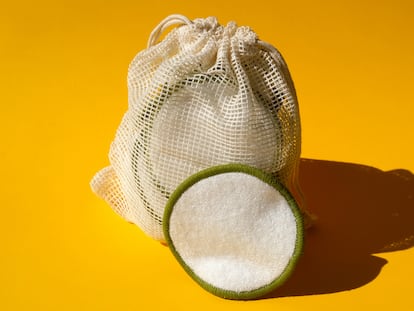 Son perfectos para quitar el maquillaje más difícil y exfoliar la piel. GETTY IMAGES.