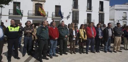 Concentraci&oacute;n en el Ayuntamiento de Estepa (Sevilla).