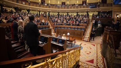 Diputados en el hemiciclo durante una sesión plenaria, en el Congreso de los Diputados este martes en Madrid.