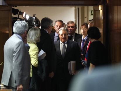 El ministro Juan Ignacio Zoido a su llegada este jueves a la Comisi&oacute;n de Interior del Senado