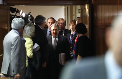 El ministro Juan Ignacio Zoido a su llegada este jueves a la Comisi&oacute;n de Interior del Senado