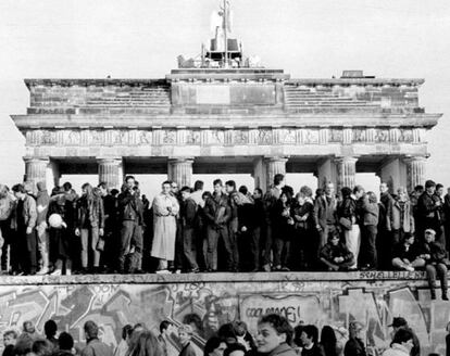 Celebraci&oacute;n en Berl&iacute;n, en 1994, del quinto aniversario de la ca&iacute;da del Muro.