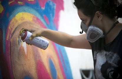 CASTELLON 10072016.
FANZARA, PEQUEÑO PUEBLO DE LA COMARCA CASTELLONENSE  DEL ALTO MIJARES, Y LAS FACHADAS DE SUS CASAS DECORADAS POR ARTISTAS INTERNACIONALES DEL GRAFITI Y EL DISEÑO. IMAGEN DEL MIAU 2016. 
FOTOS ANGEL SANCHEZ