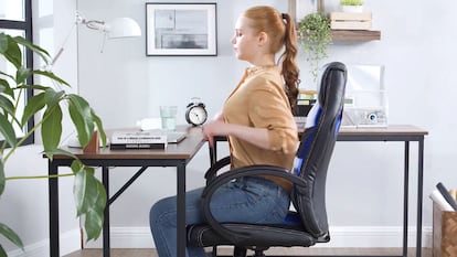 Sillas ergonómicas y acolchadas ideales para personas que pasan mucho tiempo sentadas en un escritorio.