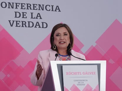 Xóchitl Gálvez en la conferencia de la verdad, este lunes en Ciudad de México.