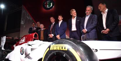 Chase Carey, primer ejecutivo de la Fórmula 1, en la presentación de la escudería Sauber.