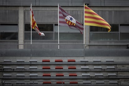 En la imagen, detalle de las bandera del CE Júpiter ondeando.