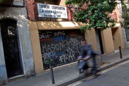 Sociedad Cooperativa La Nova Obrera, en la calle de Guadiana de Barcelona.