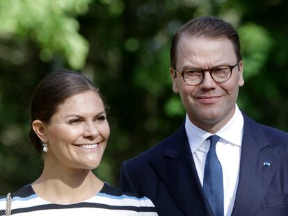 La princesa Victoria de Suecia y su marido, Daniel, en Estonia en 2018.