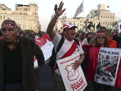 Los manifestantes tomaron las calles de Lima este jueves.