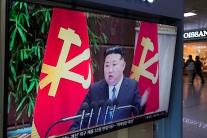 A television screen of the Seul Railway Station, capital of South Korea, shows the intervention of Kim Jong-UN, the leader of North Korea, on Thursday.
