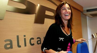 La exalcaldesa de Orihuela M&oacute;nica Lorente en una reuni&oacute;n provincial del PP.