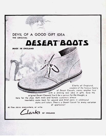 Un anuncio de archivo de Clarks que muestra la icónica Desert Boot de la marca.