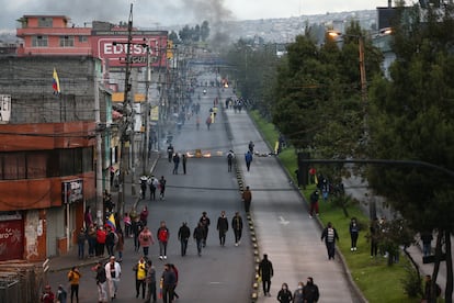 Durante el fin de semana, numerosos grupos de indígenas llegaron a Quito para apoyar a los manifestantes concentrados en la capital.
