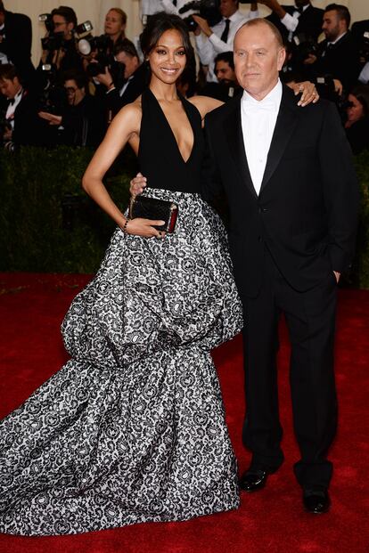 Zoe Saldana y Michael Kors.