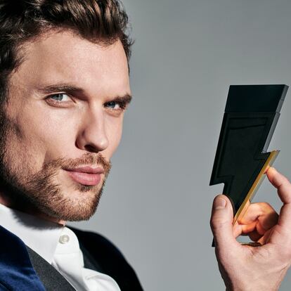 El actor Ed Skrein es el embajador de Bad Boy, un hombre que, al igual que su frasco, rompe con las convenciones establecidas.