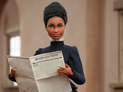 Muñeca de Ida B. Wells, periodista, sufragista y activista afroestadounidense se une a la colección 'Mujeres que inspiran' de Barbie.