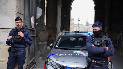 Agentes de policía de París