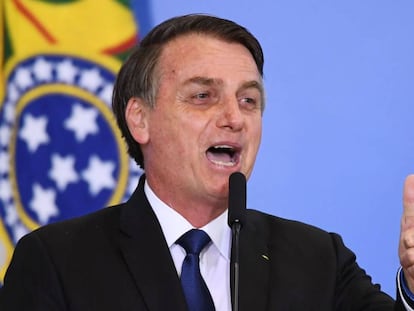 O presidente Bolsonaro durante evento de assinatura do decreto.