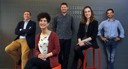 From left to right: Fran Ruiz, Anaïs Pérez, Miquel Trías, Carmen García and Javier Martín.