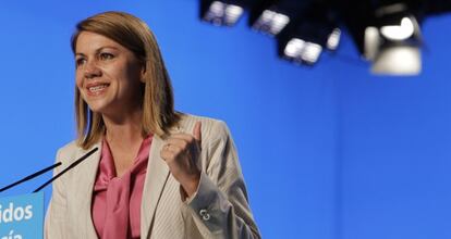 Mar&iacute;a Dolores de Cospedal este viernes en congreso del PP en Granada.