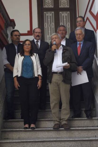López Obrador y el equipo energético de su Gobierno.