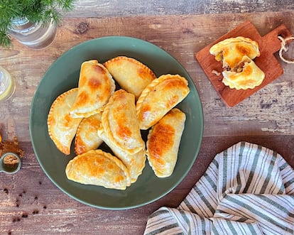 Empanadillas de estilo argentino, con un laminado de la masa más grueso. Imagen proporcionada por Buitoni.