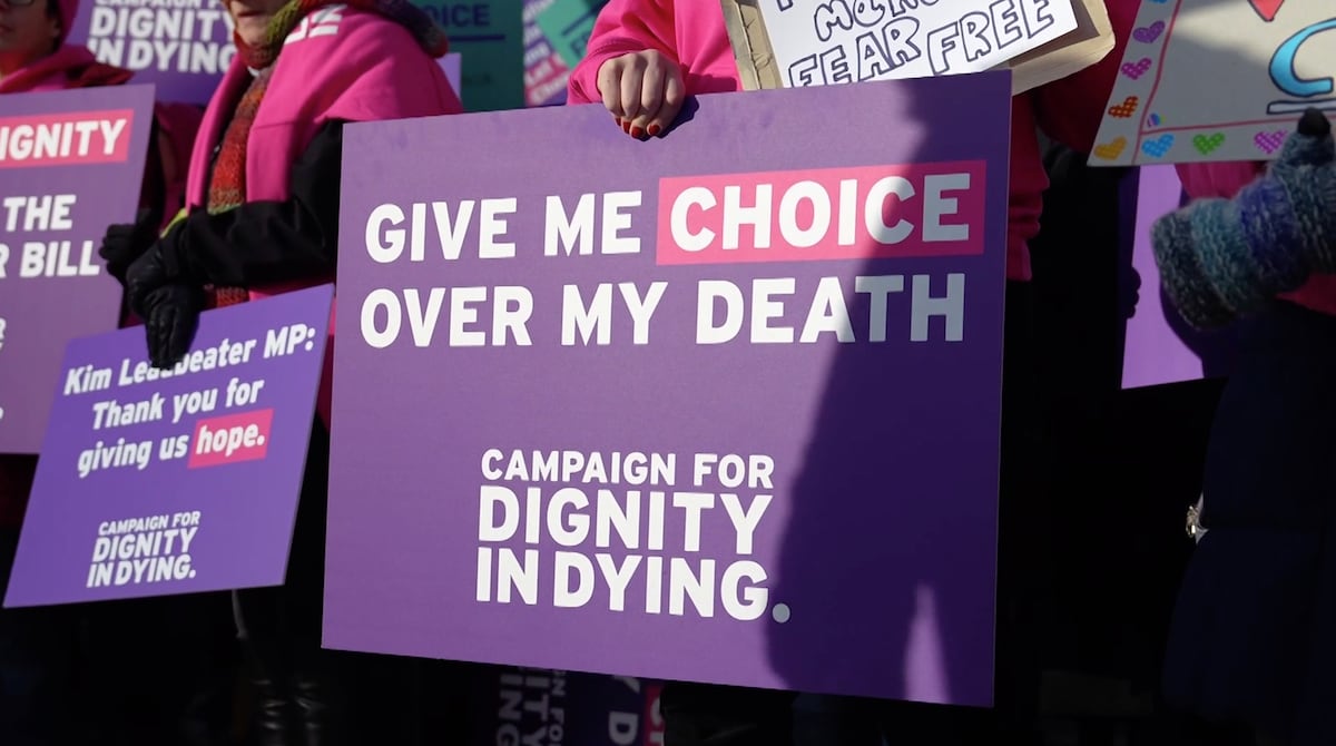 Video | In the United Kingdom there is debate about euthanasia