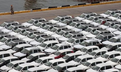 Vehículos de Volkswagen en el puerto de Veracruz, México.