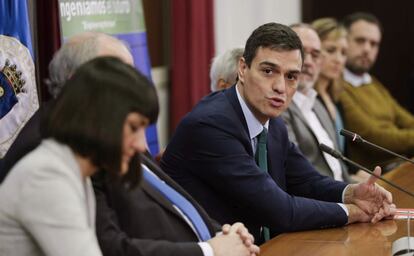 Sánchez durante un encuentro este viernes.