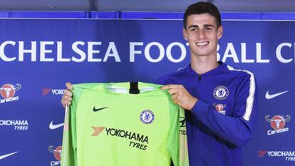 Kepa en su presentación tras fichar por el Chelsea