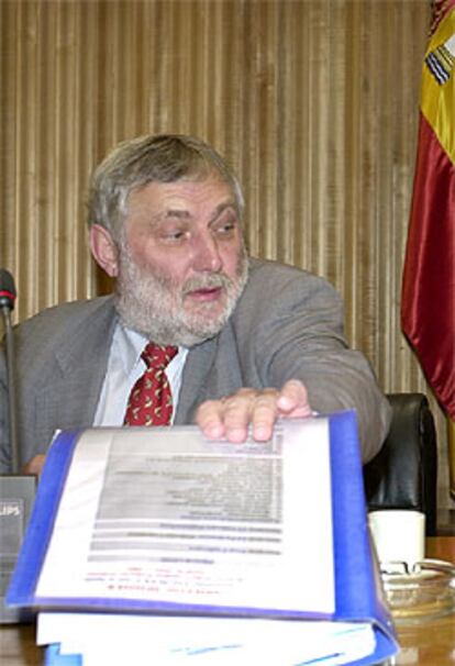 Franz Fischler declara ante el Congreso de los Diputados español.