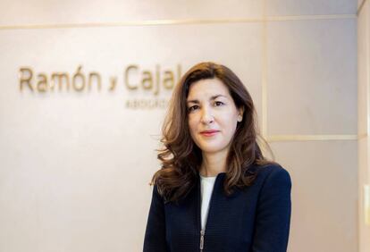 María Fernández, nueva 'of counsel' de Ramón y Cajal Abogados.