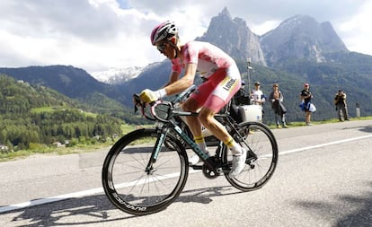 Steven Kruijswijk durante la cronoescalada.