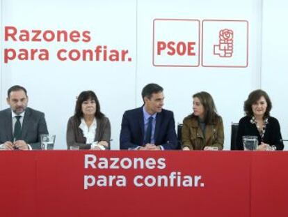 Sánchez quiere jugar a fondo la baza de los Presupuestos y recuperar aire para lanzarse a una campaña con todo el PSOE movilizado