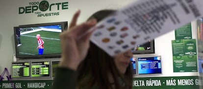 El gasto en apuestas deportivas en locales ascendi&oacute; a 1.215 millones el a&ntilde;o pasado. 