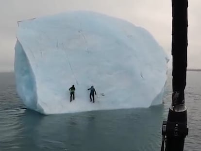 Un iceberg se hunde cuando dos exploradores intentaban escalarlo