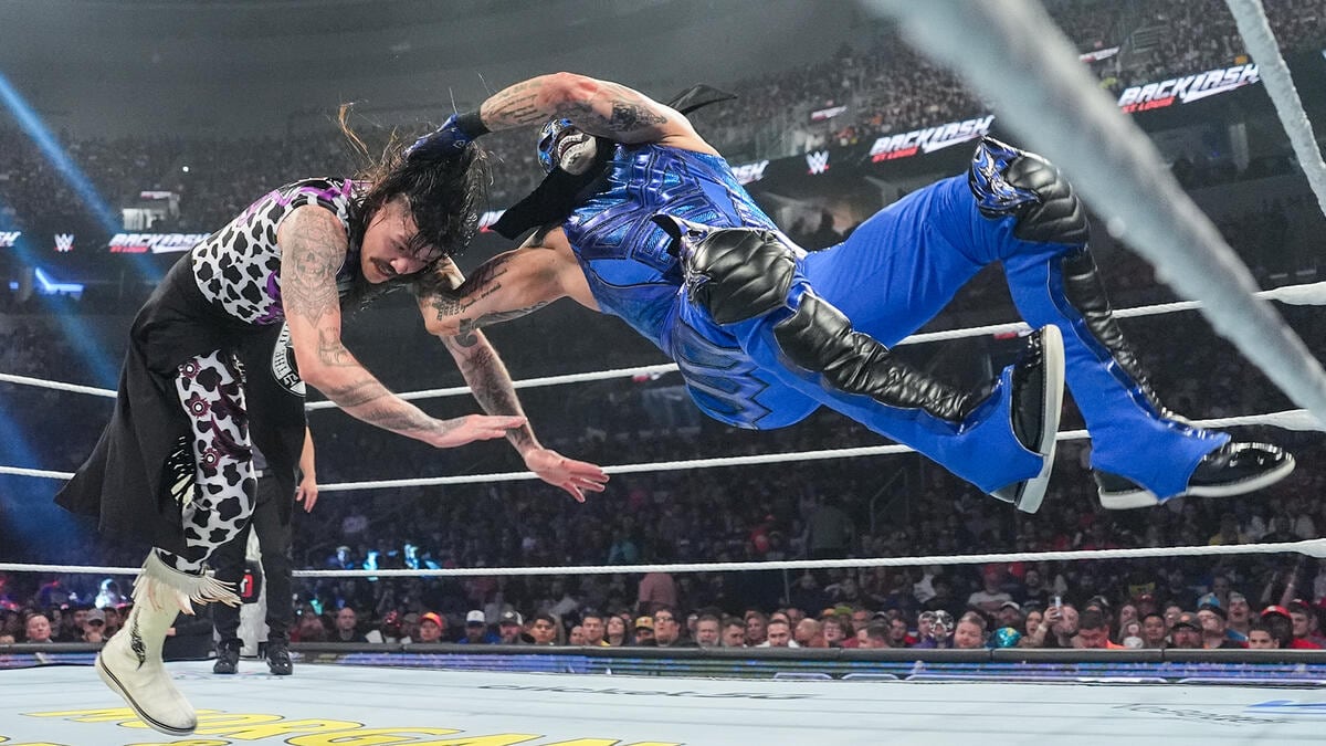 ¡Lucha Libre en la WWE! ¿Un Nuevo Capítulo o Amenaza a la Tradición Mexicana?
