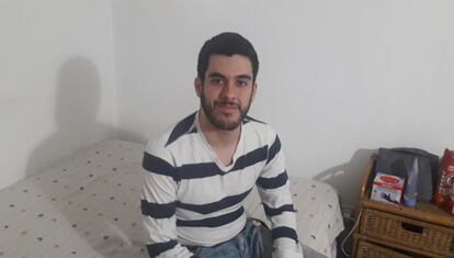 Santiago de Viana, inmigrante venezolano en su domicilio de Madrid.