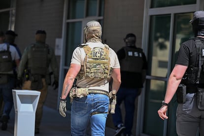 Agentes de ICE