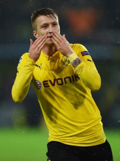 Reus celebra un gol con el Dortmund.