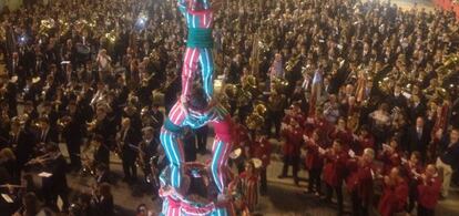 Las bandas de m&uacute;sica reunidas en Algemes&iacute; arropan a la Muixeranga.