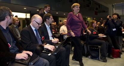 Merkel, a su llegada al encuentro con la prensa extranjera en Alemania.