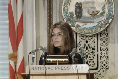 (Original Caption) Women's liberationist Gloria Steinem speaks at the National Press club.