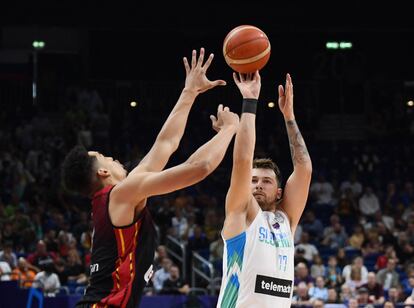 Doncic lanza ante Bélgica.