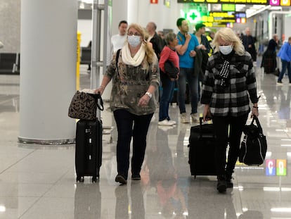 Tourists in Spain’s Mallorca airport on March 16.