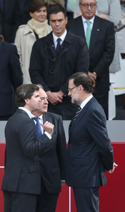 Rajoy y Pedro Sánchez antes del desfile