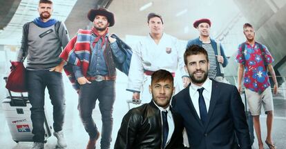 Neymar y Piqué, en un acto promocial del Barça en 2015.